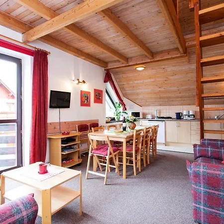 Novy Svet 548 דירה